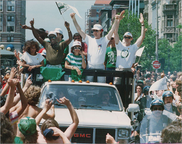  6/10/1986 Boston Celtics celebration parade comes down Boylston Street
