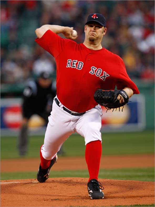 Boston Red Sox starting pitcher Brad Penny (36) pitching in the 1st inning against the Baltimore Orioles. 