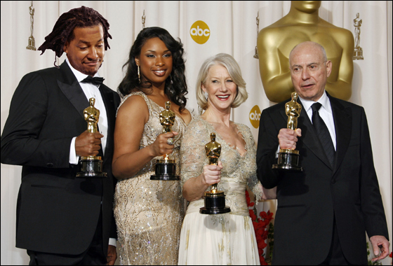 Actors Manny Ramirez, left, Jennifer Hudson, Helen Mirren and Alan Arkin pose backstage with their Oscars during the 79th Academy Awards Sunday, Feb. 25, 2007, in Los Angeles. Ramirez and Mirren won for best actor and Hudson and Arkin won for best supporting actor.