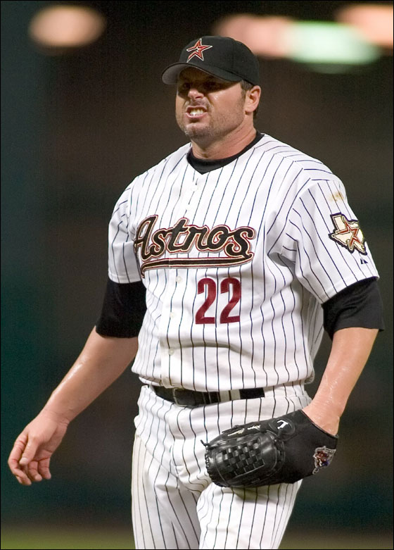 Astros pitcher Roger Clemens grimaces in the fifth inning of his MLB interleague baseball game against the Minnesota Twins in Houston June 22, 2006.