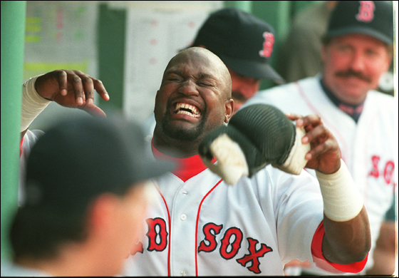 5/20/96: Mo Vaughn and manager Kevin Kennedy yuck it up during a 7 run third inning.