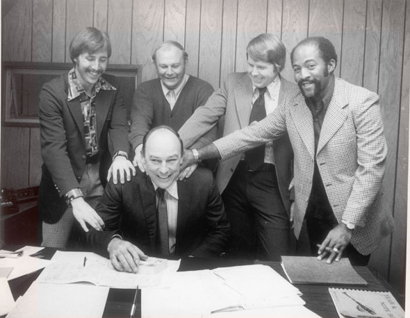 Haywood Sullivan gets the treatment from Rick Miller, Jose, John Kennedy, Luis Tiant -- Jan 23, 1983
